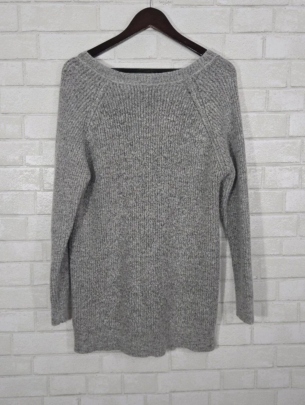 Natural Reflections v-neck sweater